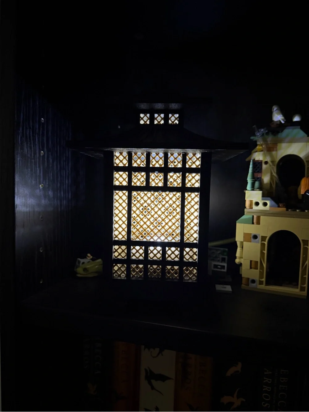 Ambient Lattice Table Lantern - Black with Warm White Glow